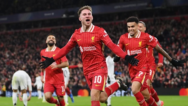 Liverpool dẫn đầu ở 2 giải đấu lớn: Premier League và Champions League.